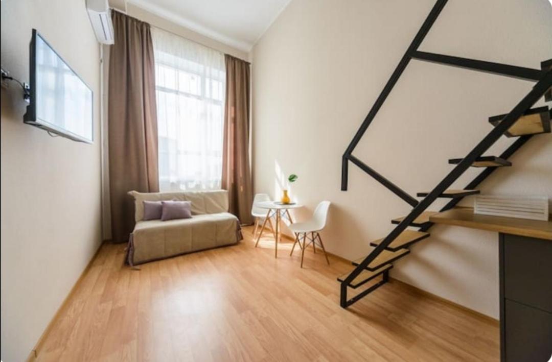Apartmán Loft Smart House Kyjev Exteriér fotografie